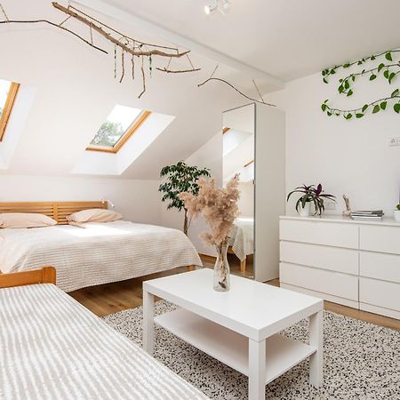 A R C I A U G A M T O S Nida Apartment Ngoại thất bức ảnh